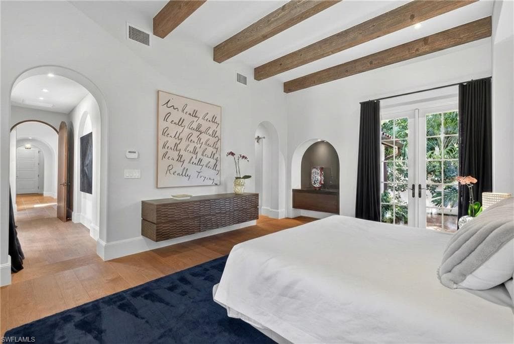 16469 Celebrita CT, NAPLES FL 34110-20