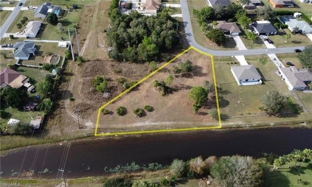 145 Zenith CIR, FORT MYERS FL 33913-4