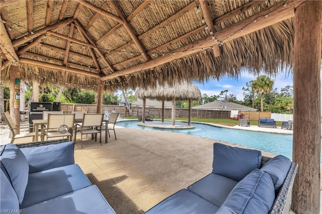 3694 Crandon RD, NORTH PORT FL 34286-4