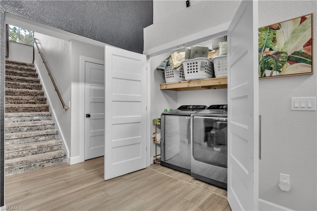 3694 Crandon RD, NORTH PORT FL 34286-40