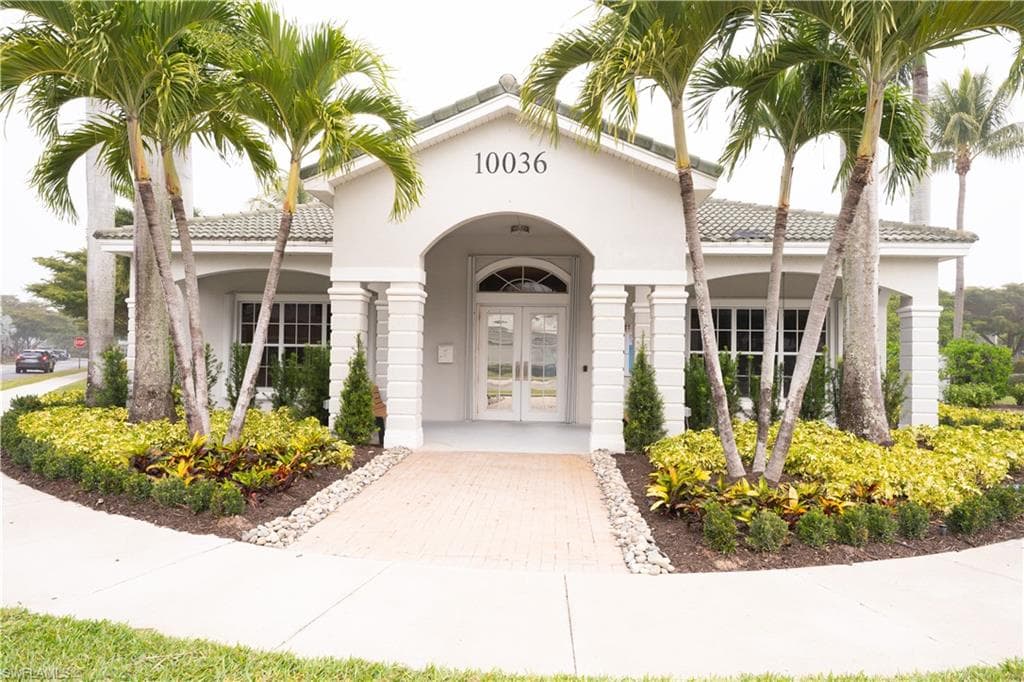 10062 Spyglass Hill LN, FORT MYERS FL 33966-19