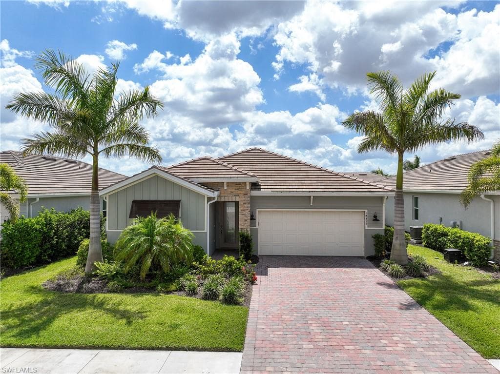 14488 Stillwater WAY, NAPLES FL 34114-35