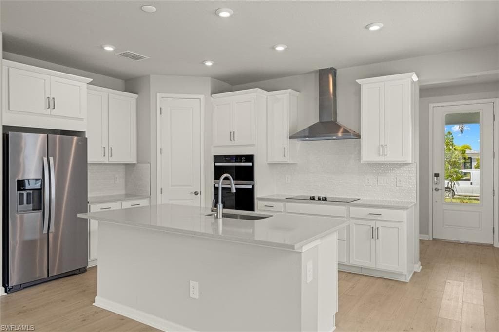 1553 Panoramic Vista AVE-7