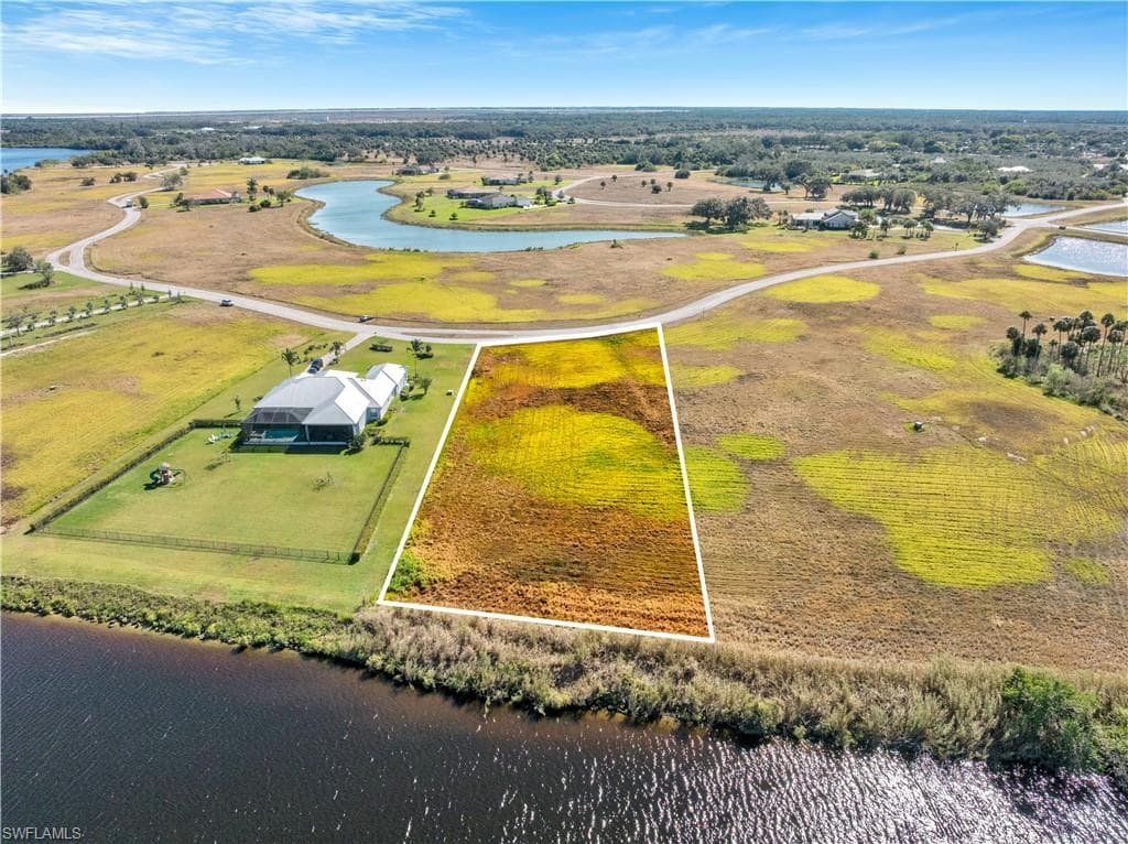 2110 Silk Bay BLVD, ALVA FL 33920-5