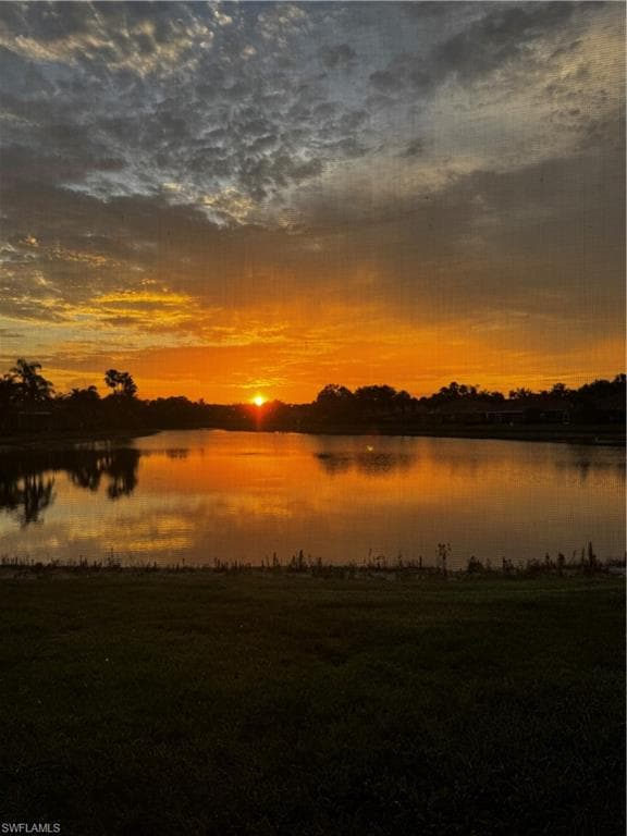 5477 Freeport LN-24