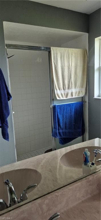 505 Causeway DR, LEHIGH ACRES FL 33936-7