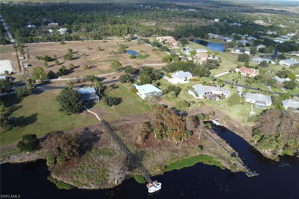 16280 Forest Mist CT, ALVA FL 33920-9