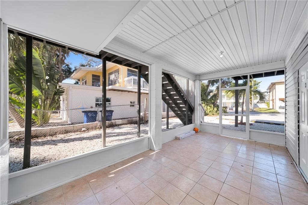 128 Eucalyptus CT # D, FORT MYERS BEACH FL 33931-5