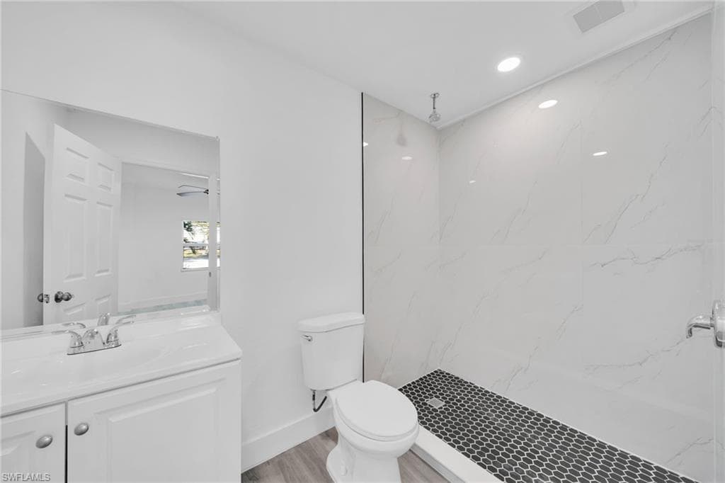 128 Eucalyptus CT # D, FORT MYERS BEACH FL 33931-4