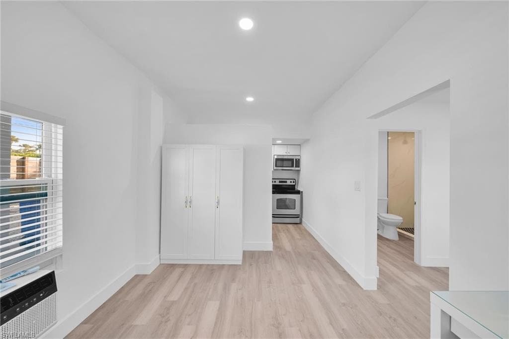 128 Eucalyptus CT # D, FORT MYERS BEACH FL 33931-10