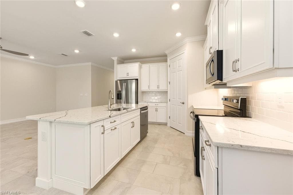 28021 SANIBEL SANDS ST, BONITA SPRINGS FL 34135-9