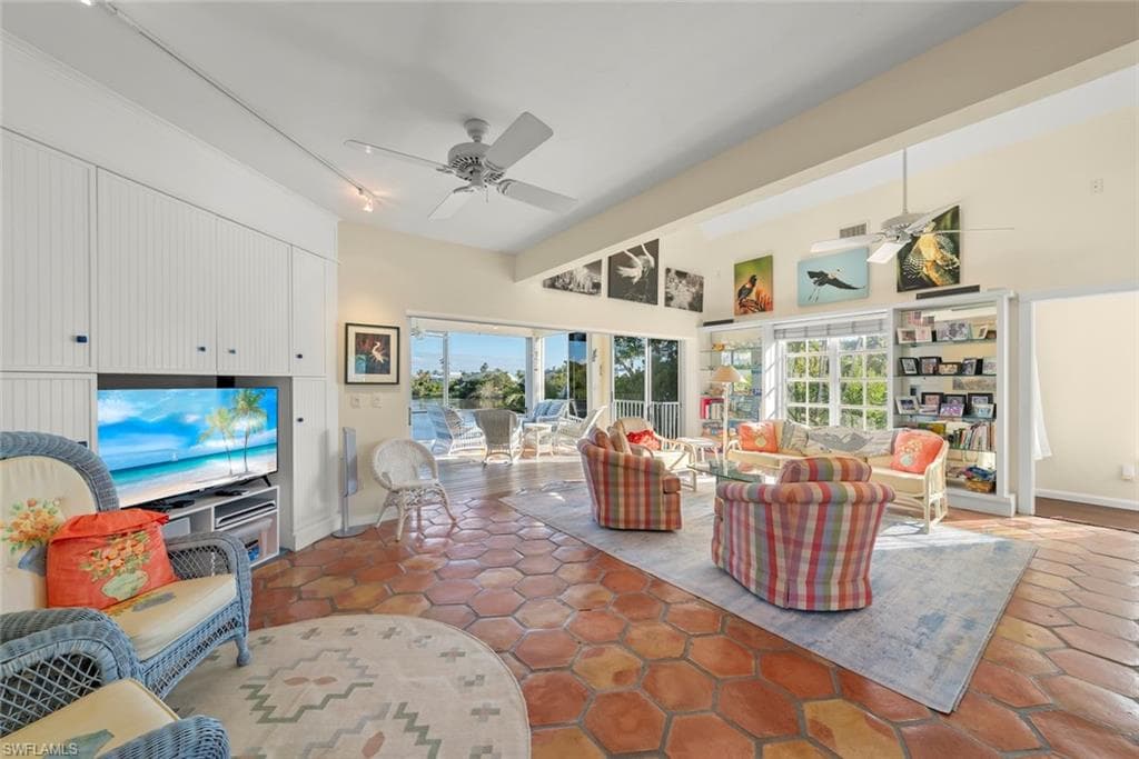 1401 Sand Castle RD-13