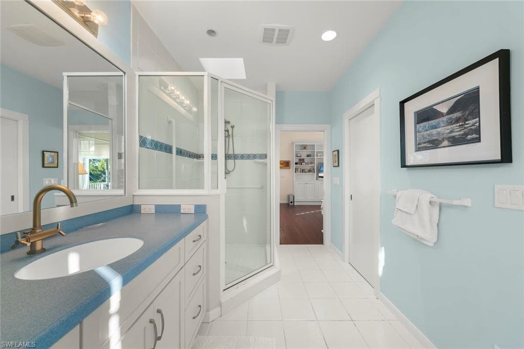 1401 Sand Castle RD-30
