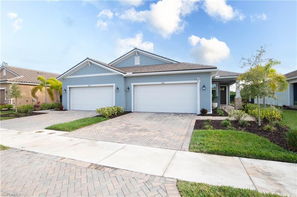 10313 Bonavie Cove DR, FORT MYERS FL 33966-1