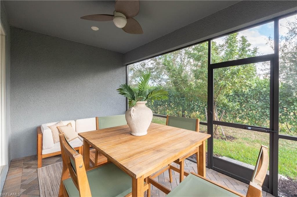 10313 Bonavie Cove DR, FORT MYERS FL 33966-25