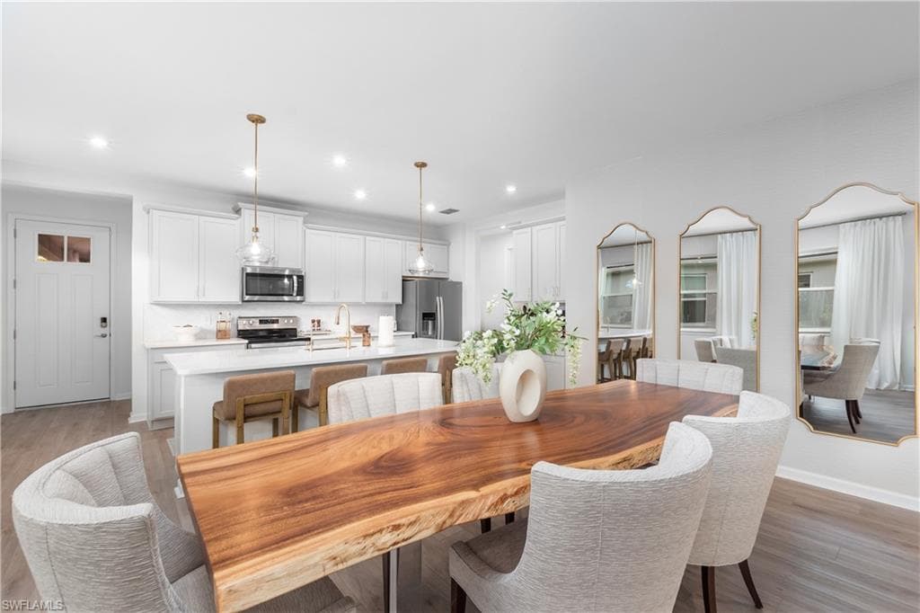 10313 Bonavie Cove DR, FORT MYERS FL 33966-9