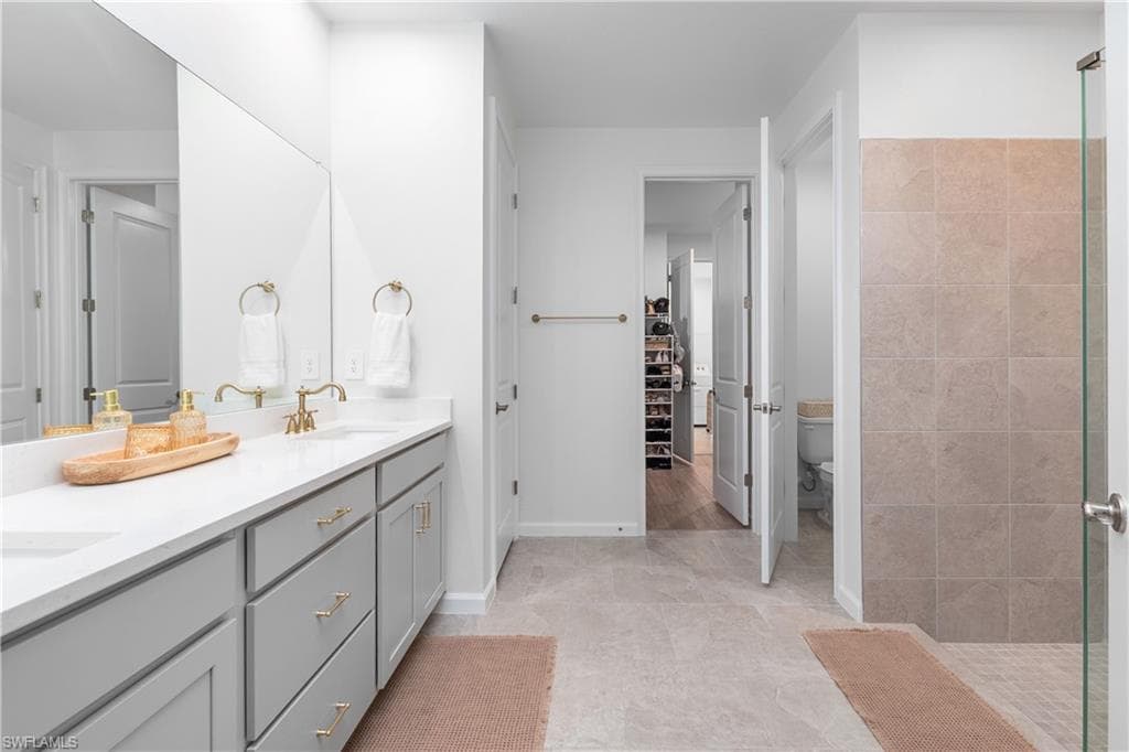 10313 Bonavie Cove DR, FORT MYERS FL 33966-17