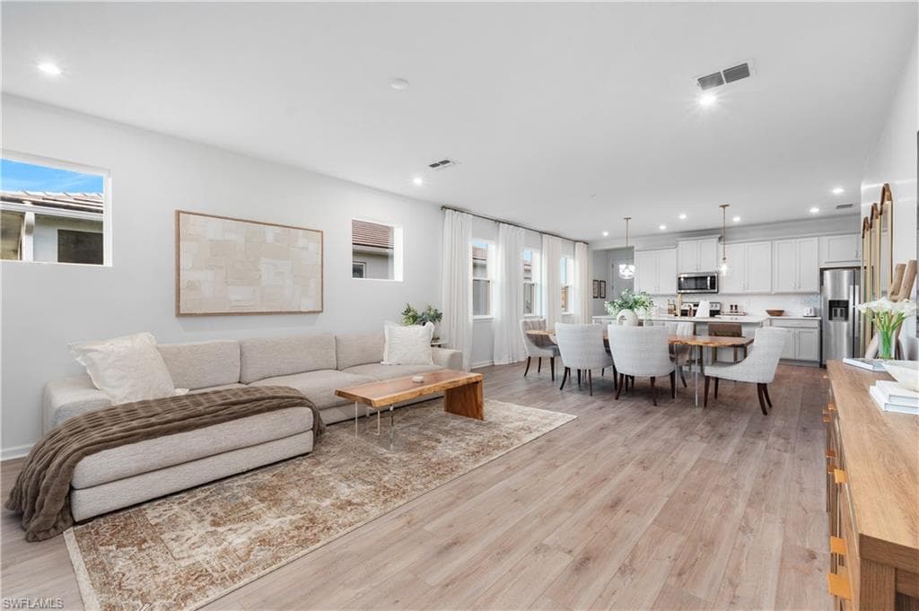 10313 Bonavie Cove DR, FORT MYERS FL 33966-14