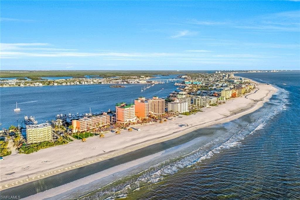 200 Estero BLVD 207-22