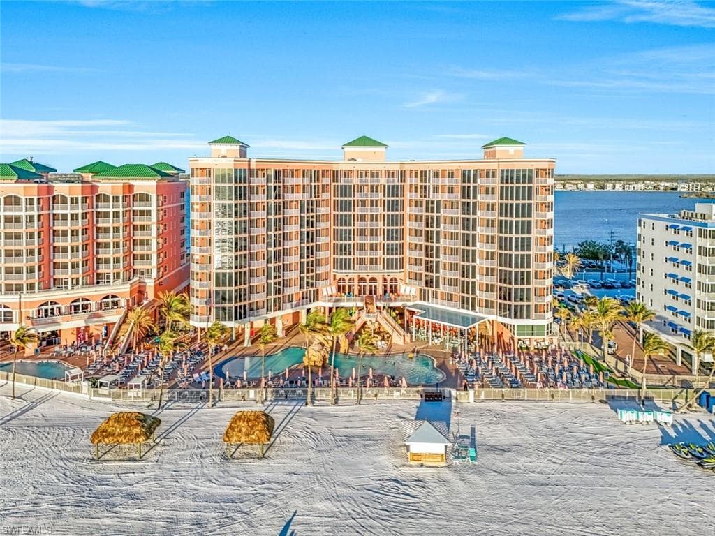 200 Estero BLVD 207-1
