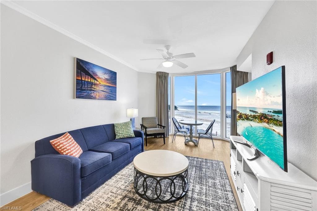 200 Estero BLVD 207-5