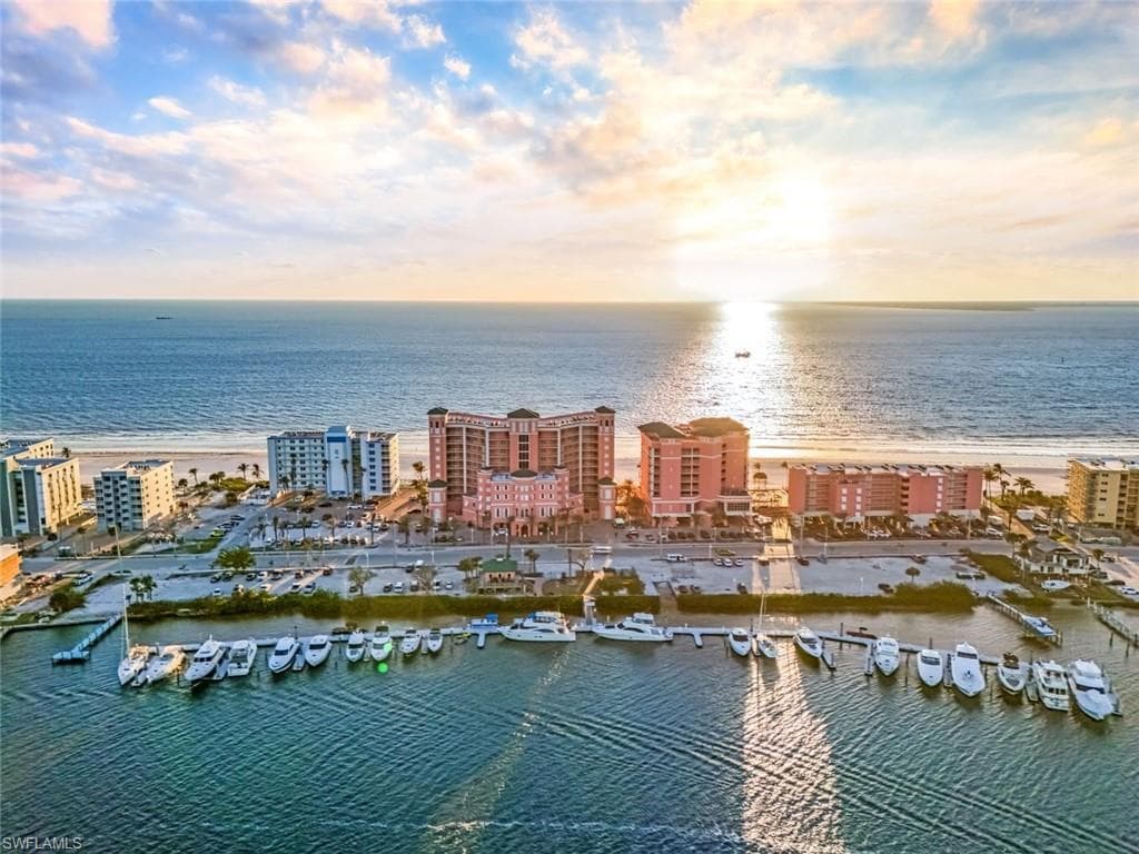 200 Estero BLVD 207-25