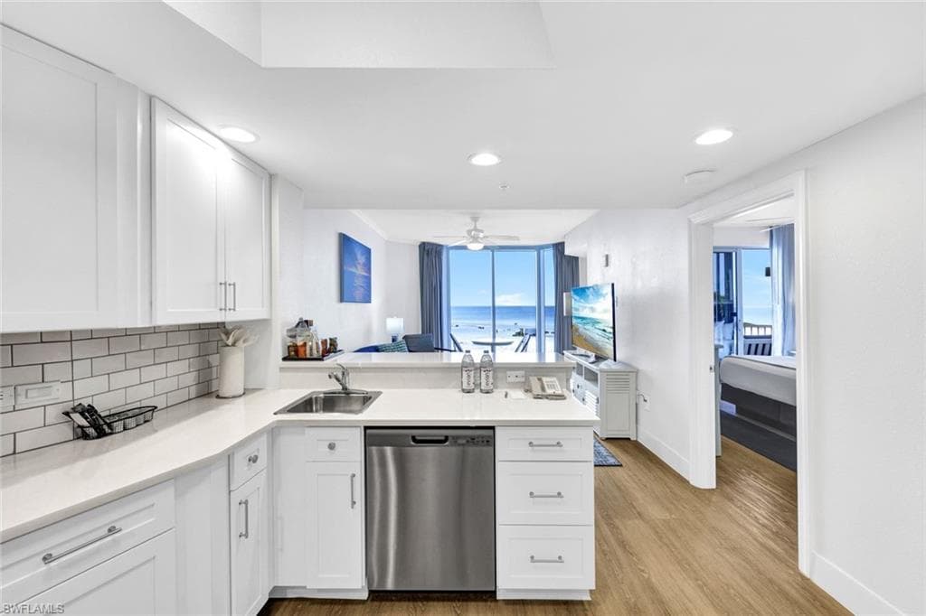 200 Estero BLVD 207-10