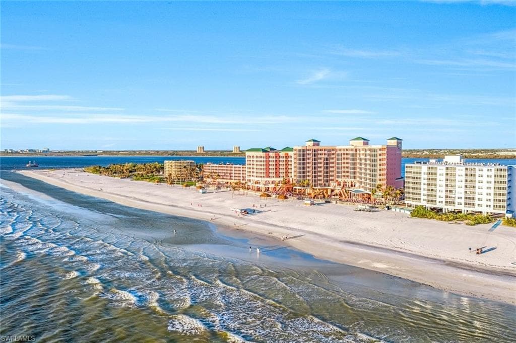 200 Estero BLVD 207-16