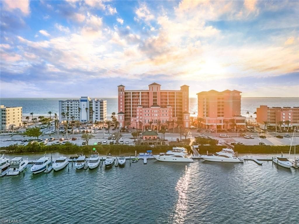 200 Estero BLVD 207-20
