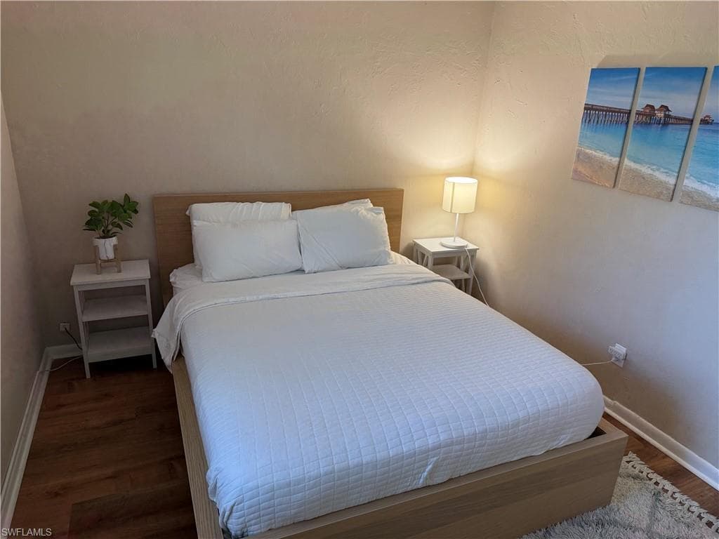 2855 Van Buren AVE, NAPLES FL 34112-12