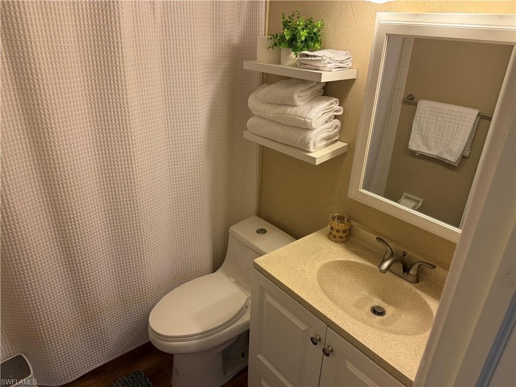 2855 Van Buren AVE, NAPLES FL 34112-13