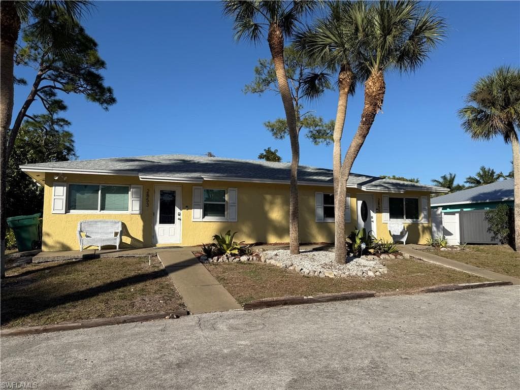 2855 Van Buren AVE, NAPLES FL 34112-7