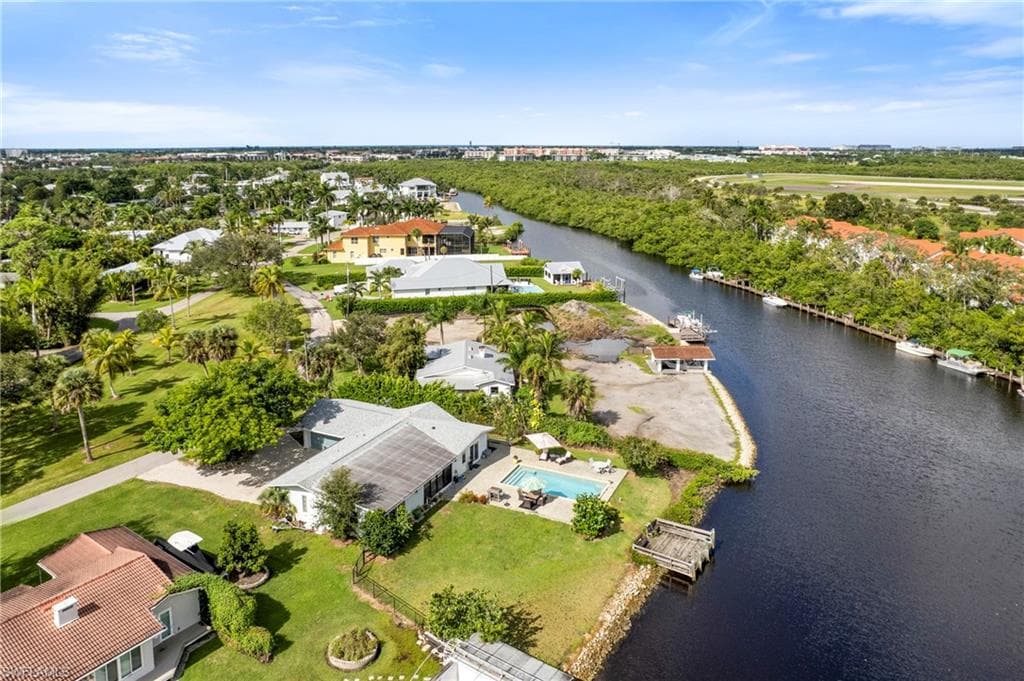 2271 Harbor RD, NAPLES FL 34104-9