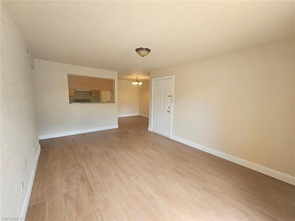 2905 Winkler AVE 713-5