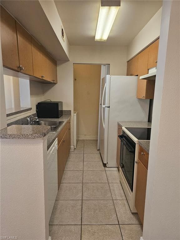 2905 Winkler AVE 713-7