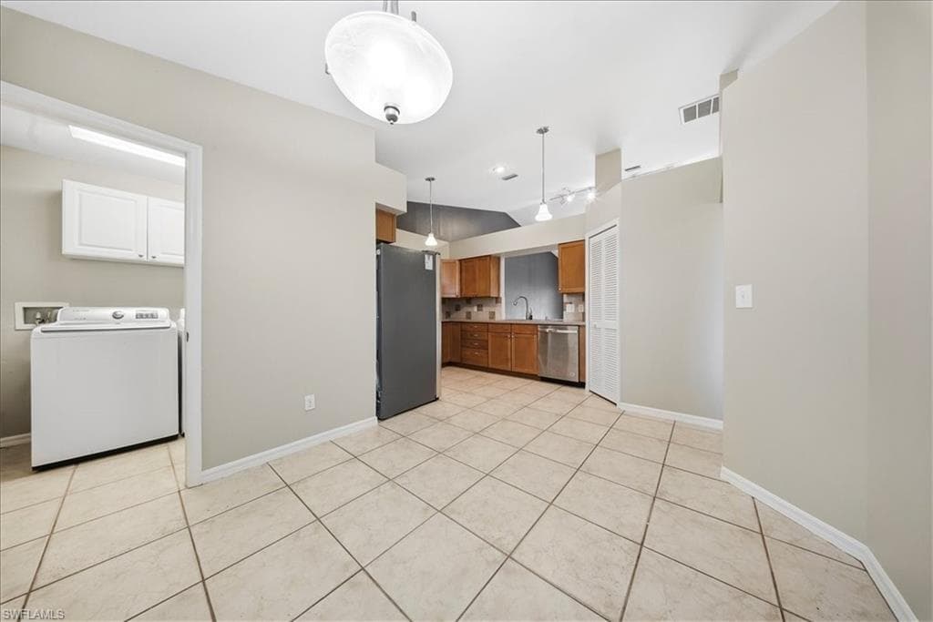 430 Saint Andrews BLVD # 6, NAPLES FL 34113-25