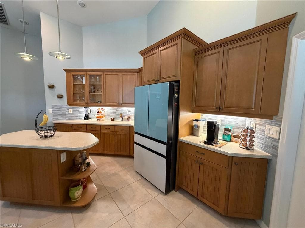 7791 Grande Pine RD-40