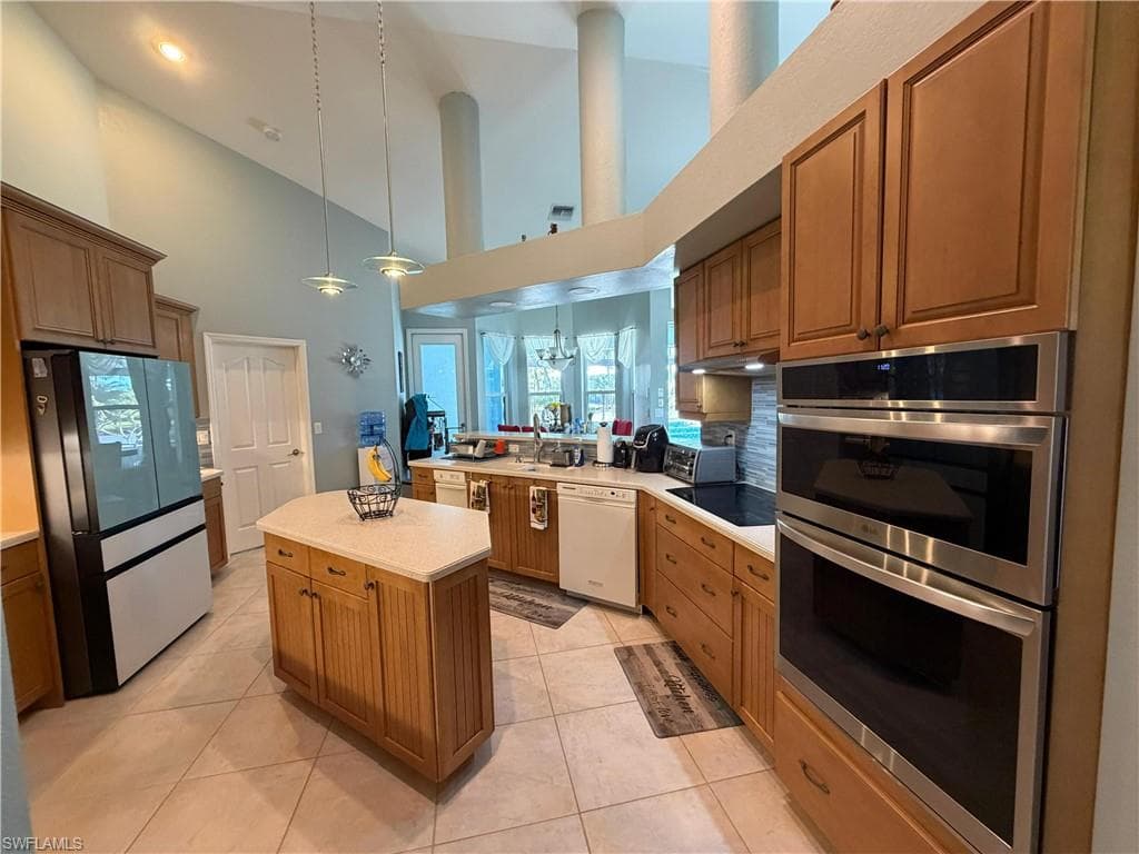 7791 Grande Pine RD-43