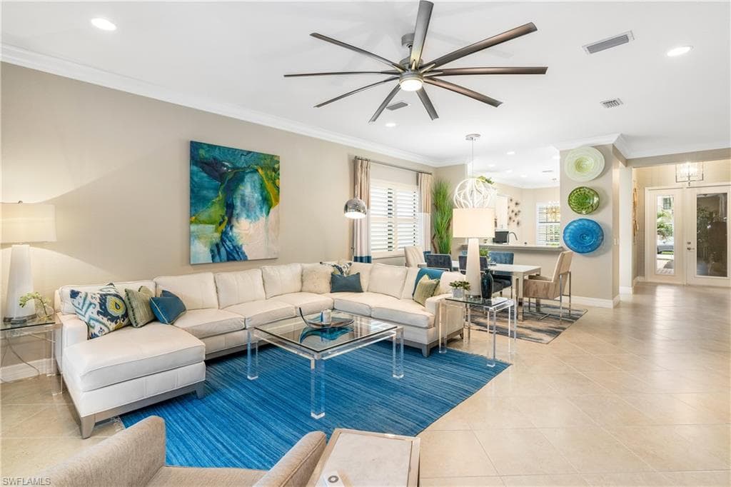 13628 Mandarin CIR, NAPLES FL 34109-10
