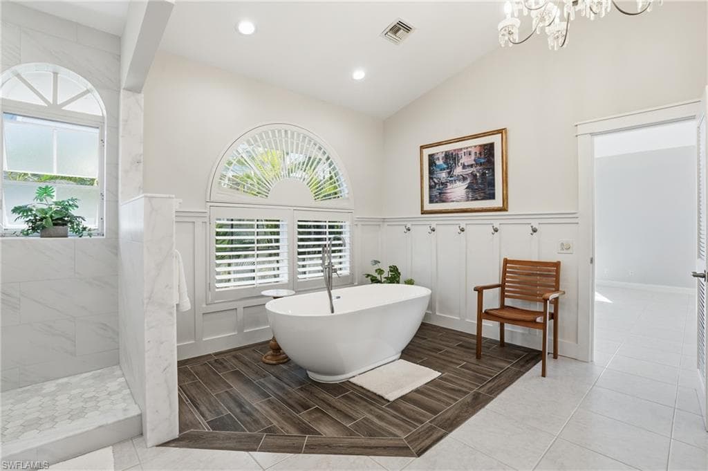 56 Fairview BLVD, FORT MYERS BEACH FL 33931-24