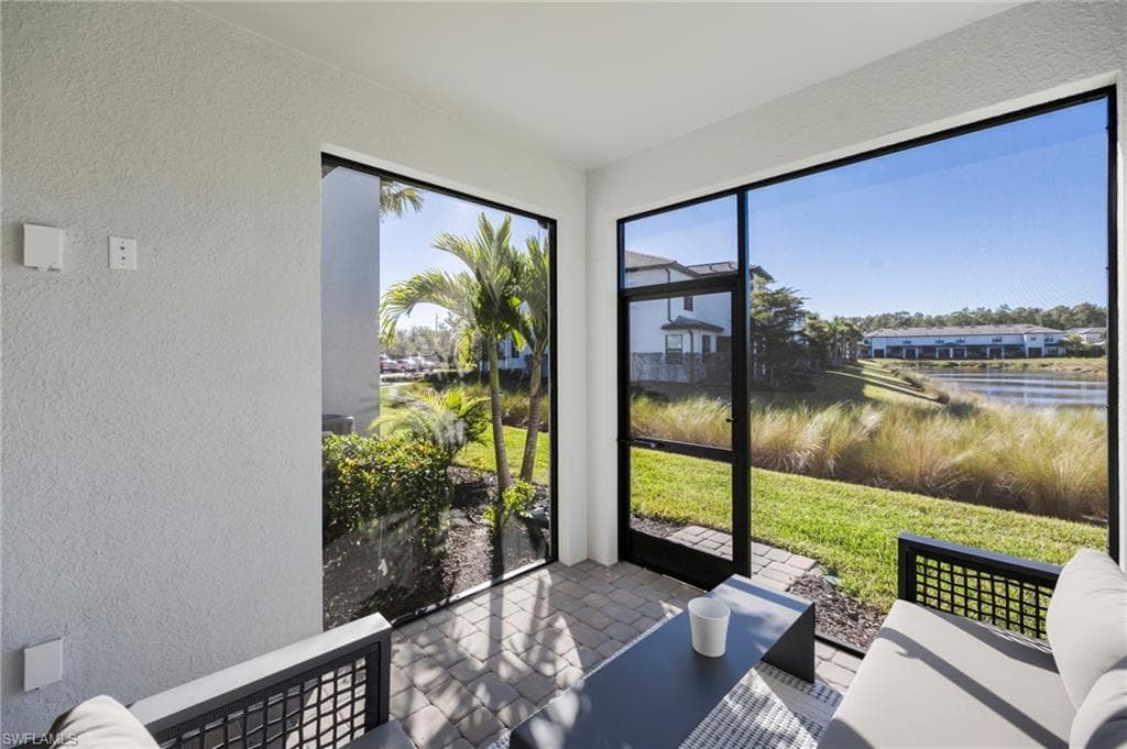 4353 Sonoma Oaks CIR, NAPLES FL 34119-8