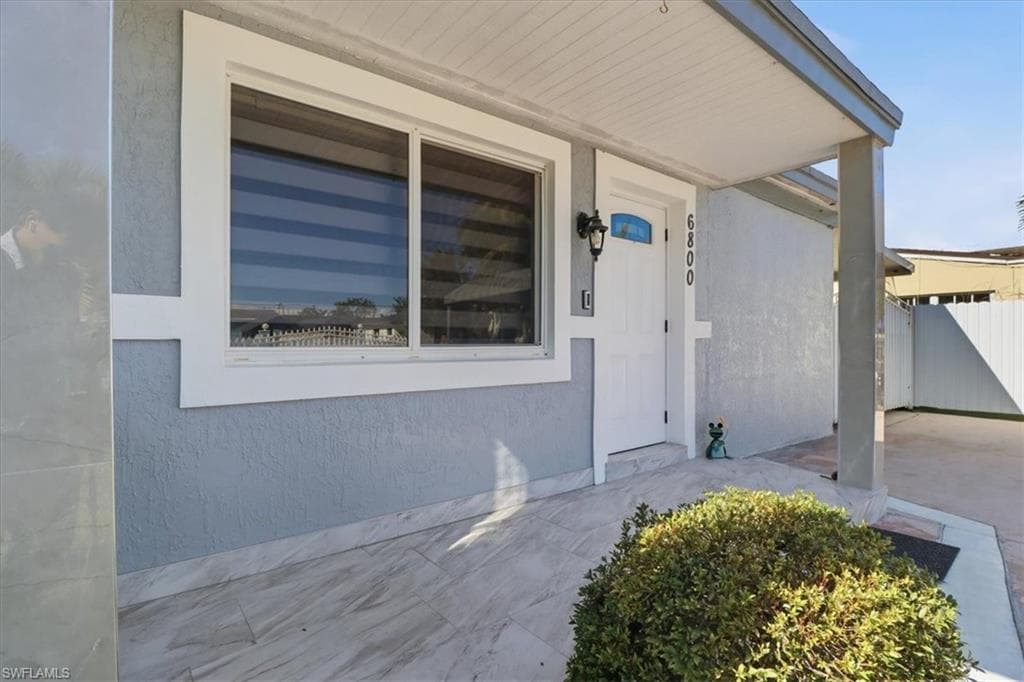 6800 SW 28th AVE, MIAMI FL 33147-6