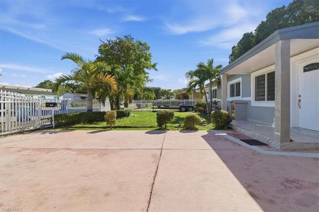 6800 SW 28th AVE, MIAMI FL 33147-29