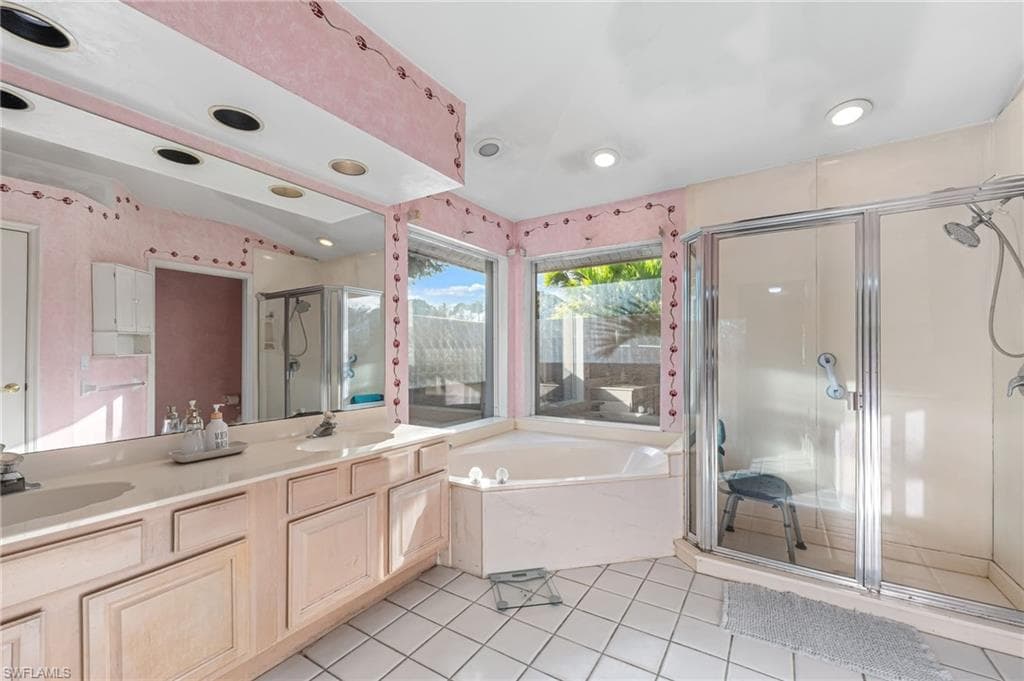 380 Ashbury WAY, NAPLES FL 34110-23