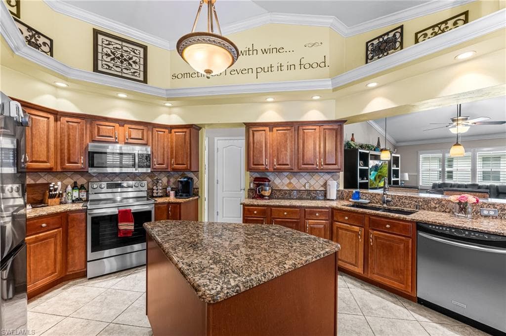 380 Ashbury WAY, NAPLES FL 34110-14