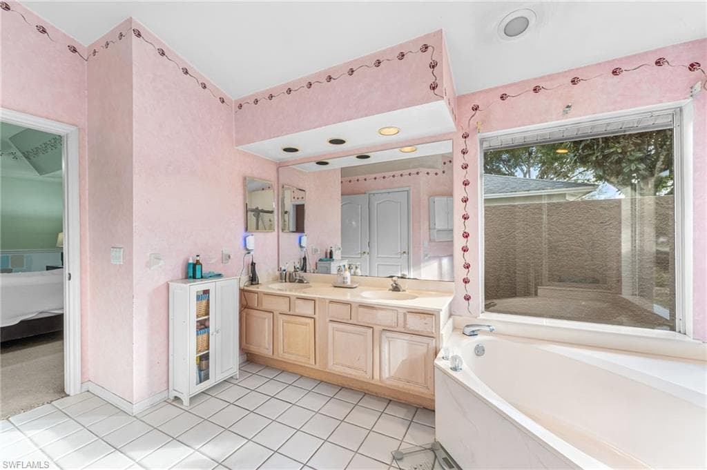 380 Ashbury WAY, NAPLES FL 34110-24