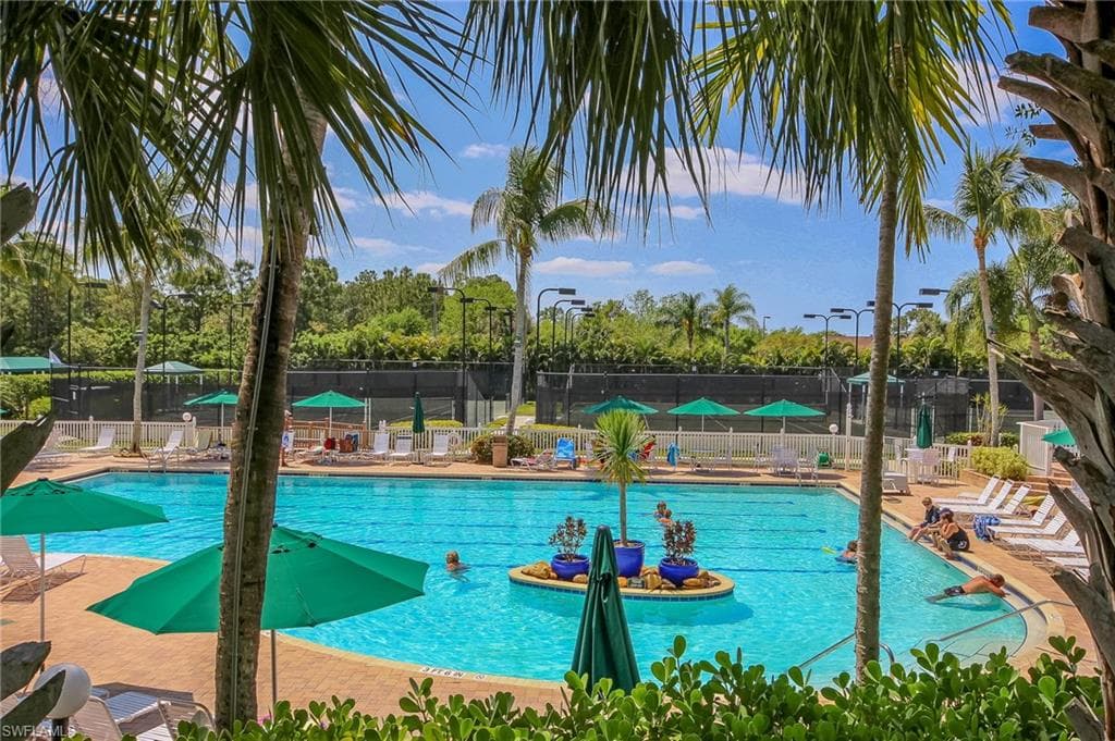 1285 Sweetwater CV # 2106, NAPLES FL 34110-34