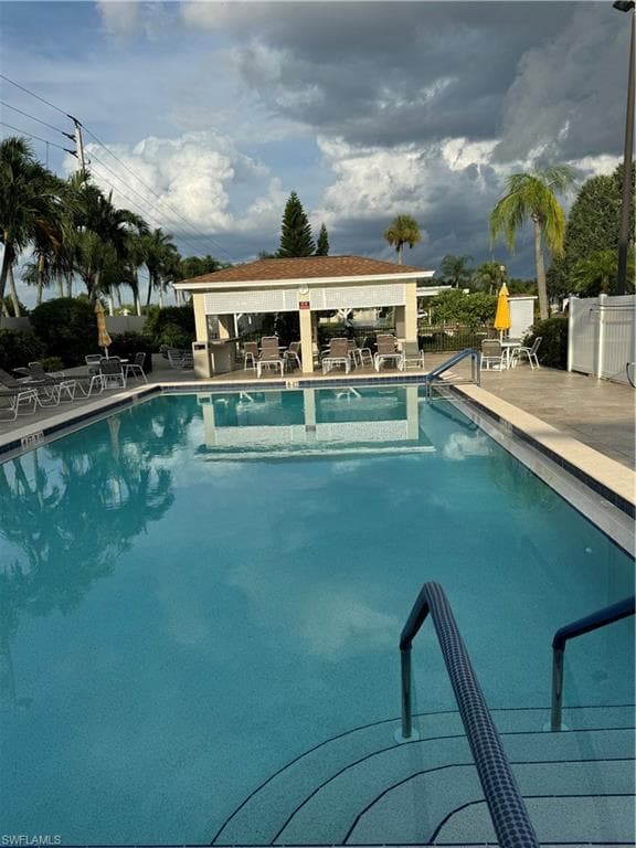 53 Oceans BLVD # 53, NAPLES FL 34104-46
