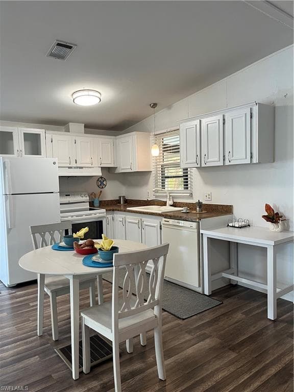 53 Oceans BLVD # 53, NAPLES FL 34104-7