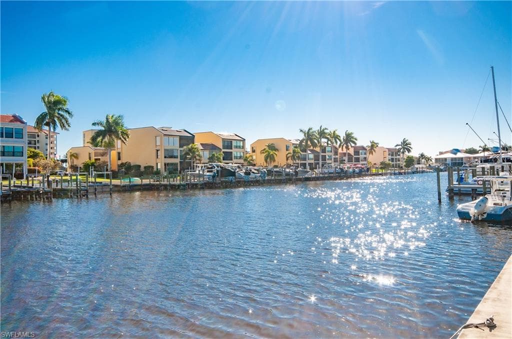 4001 SE 19th PL # 2, CAPE CORAL FL 33904-1